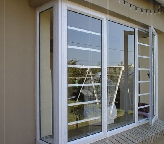 ประตูอลูมิเนียม VS ประตูยูพีวีซี (UPVC)